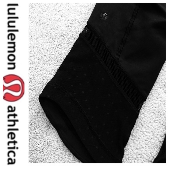 💕SALE💕 Lululemon Black Just Breathe Crops - Picture 8 of 15